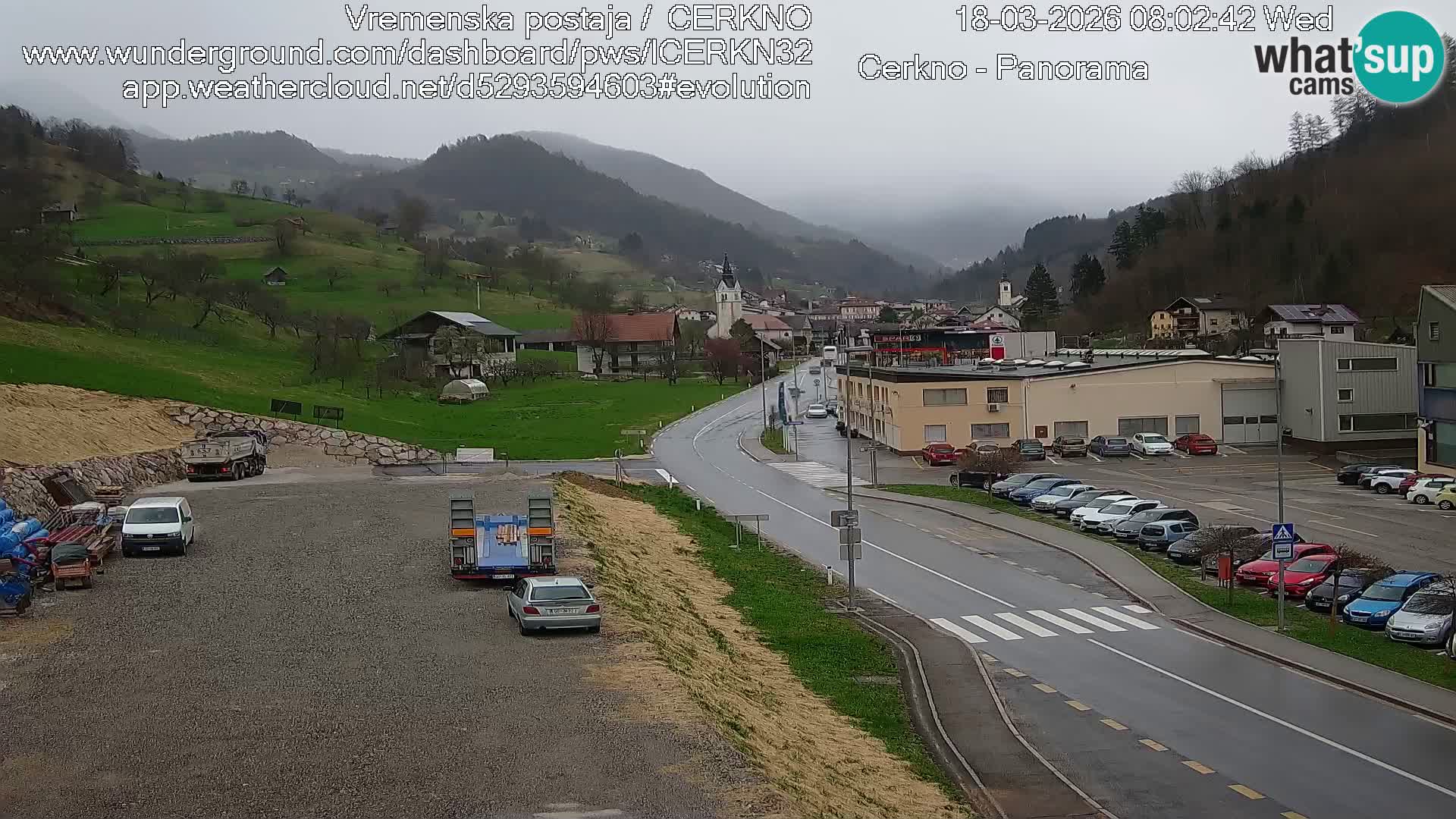 Webcam en direct – Entrée de la ville de Cerkno