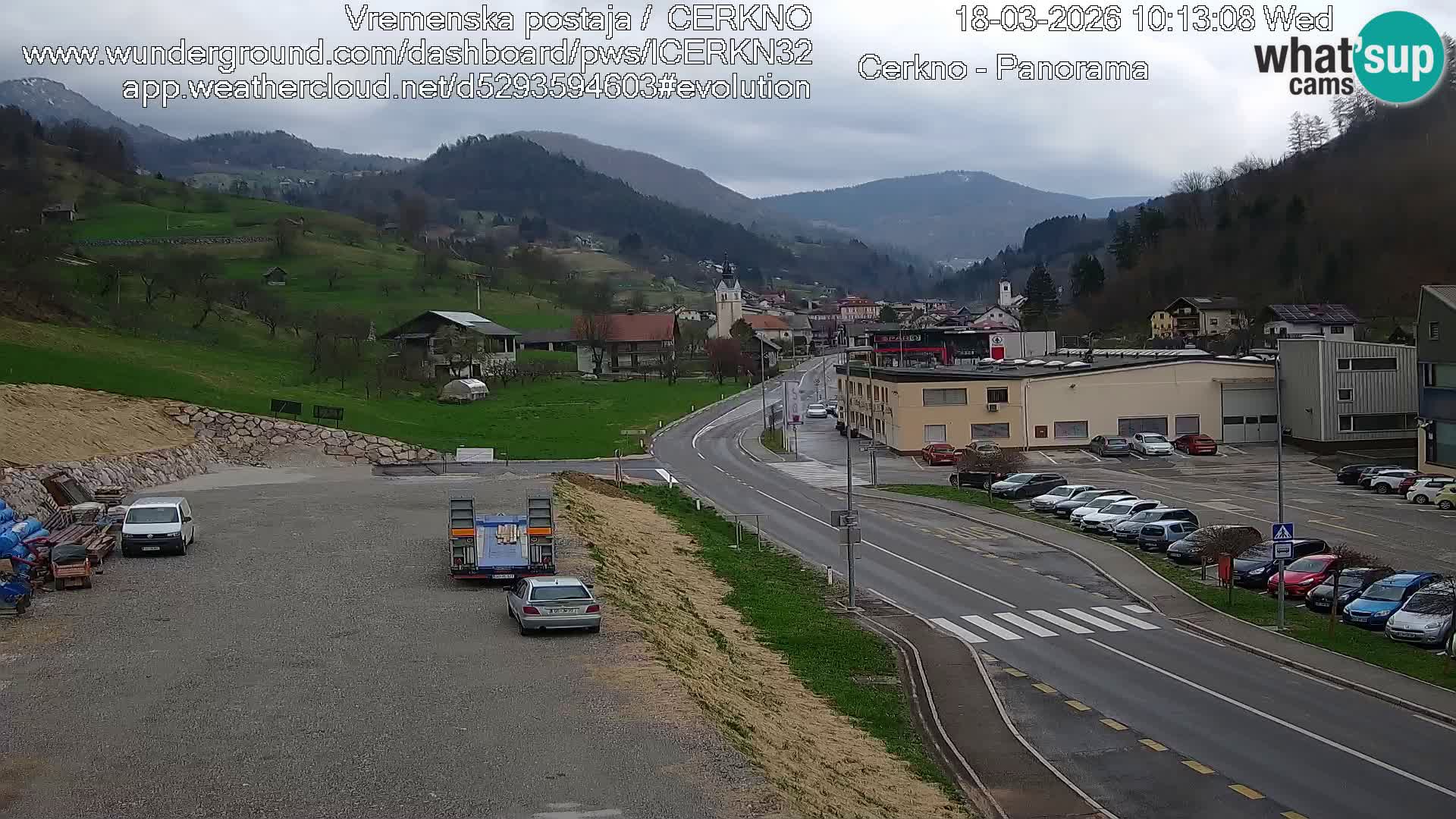 Webcam en direct – Entrée de la ville de Cerkno