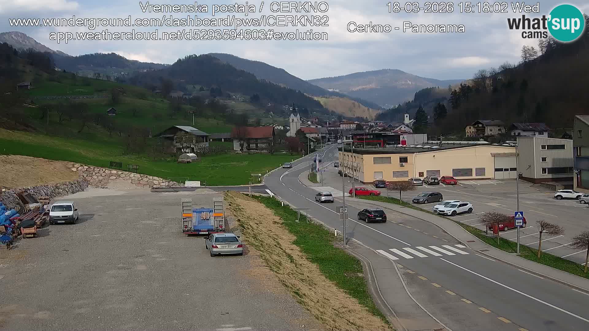 Cerkno entrada a la ciudad Webcam en vivo