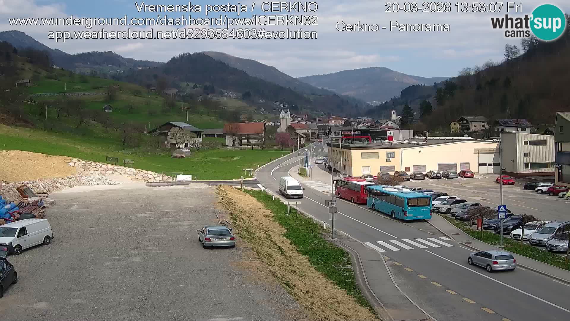 Cerkno entrada a la ciudad Webcam en vivo