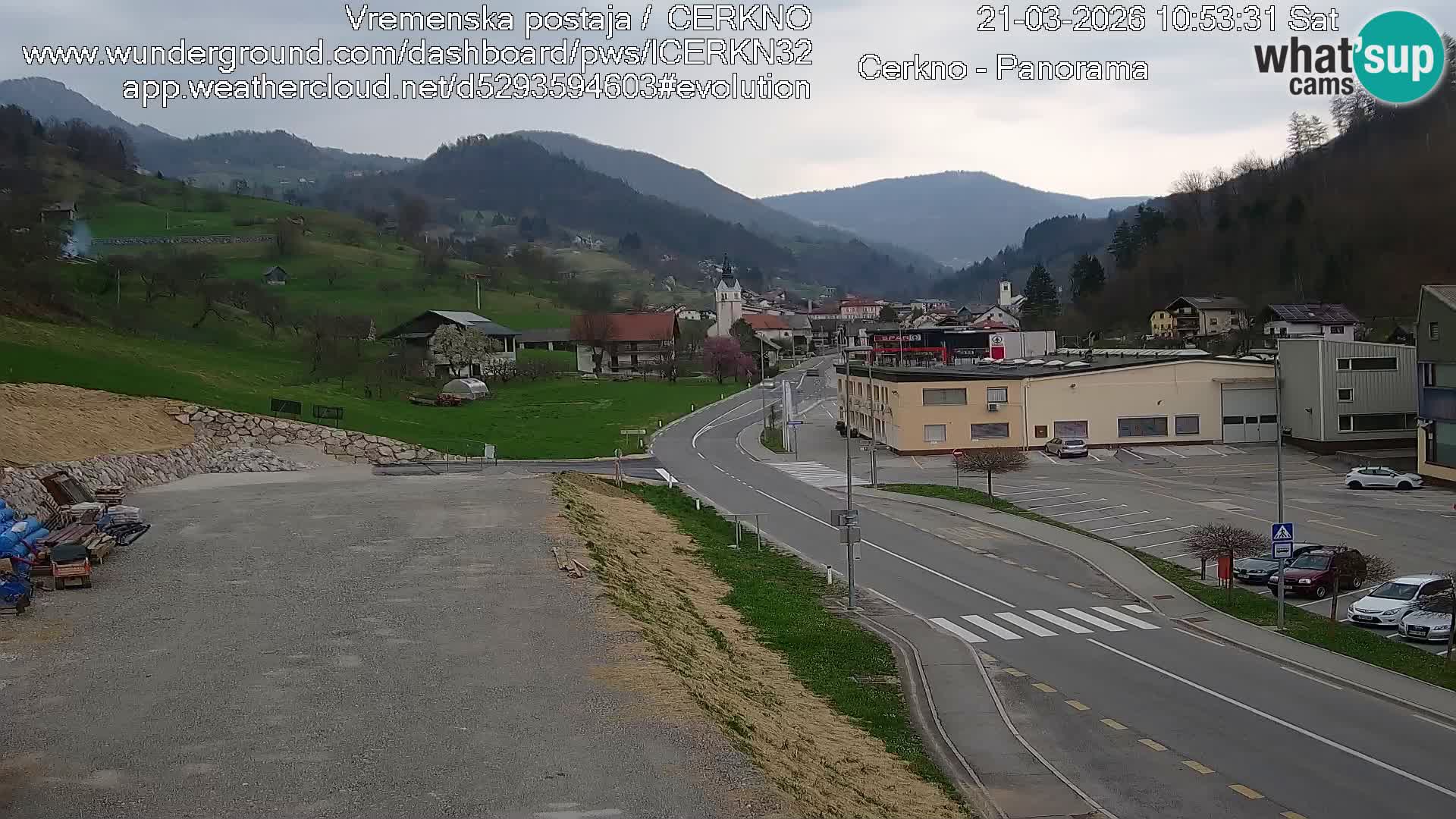 Cerkno entrada a la ciudad Webcam en vivo