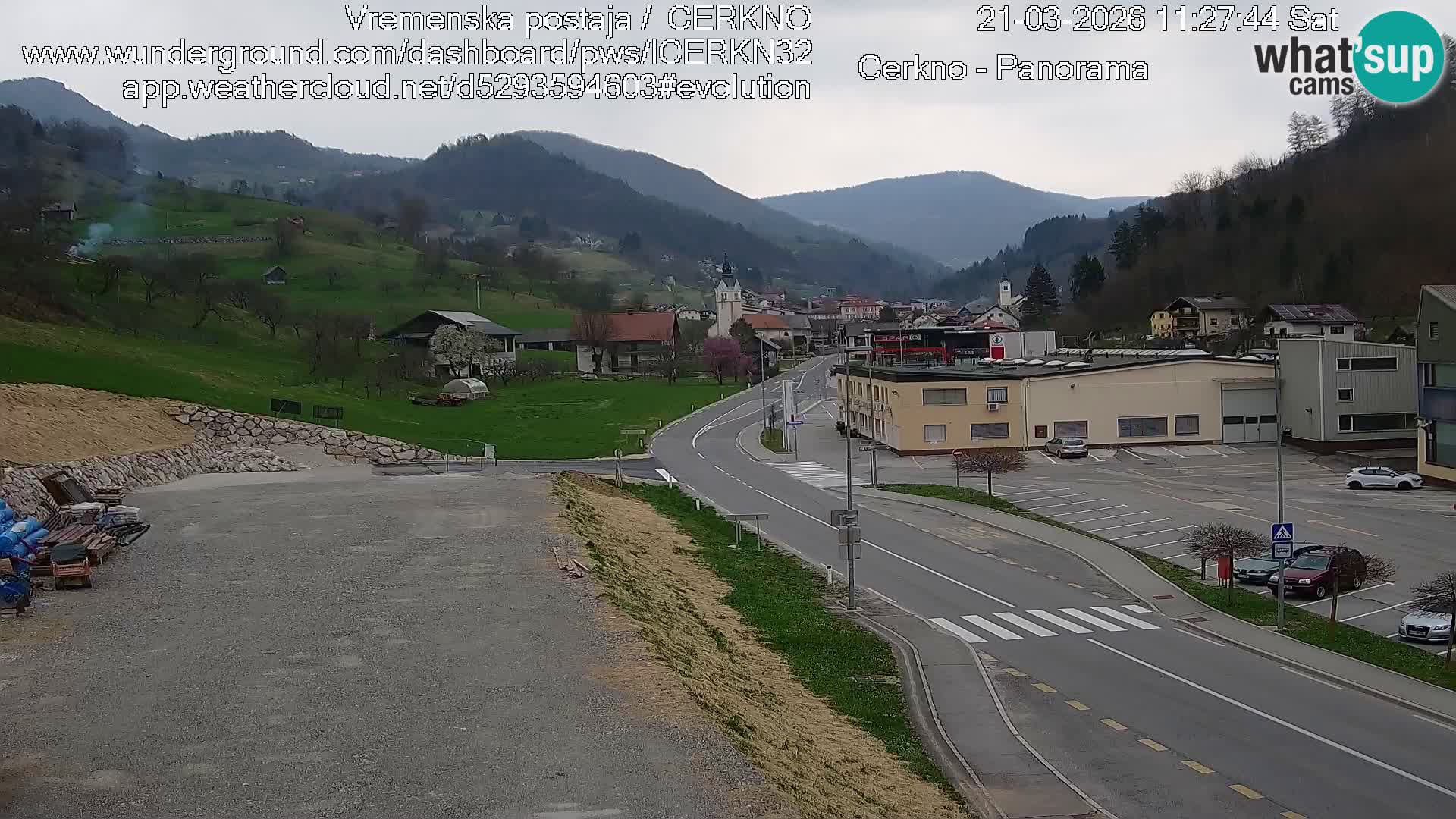 Cerkno city entrance Live Webcam
