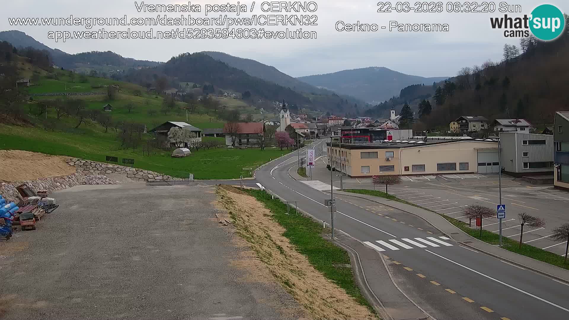 Cerkno city entrance Live Webcam