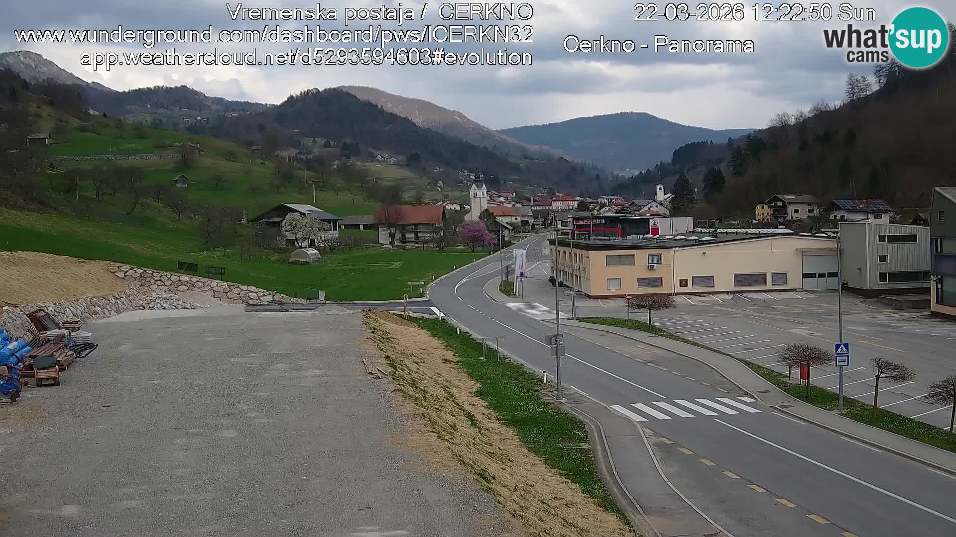 Cerkno city entrance Live Webcam