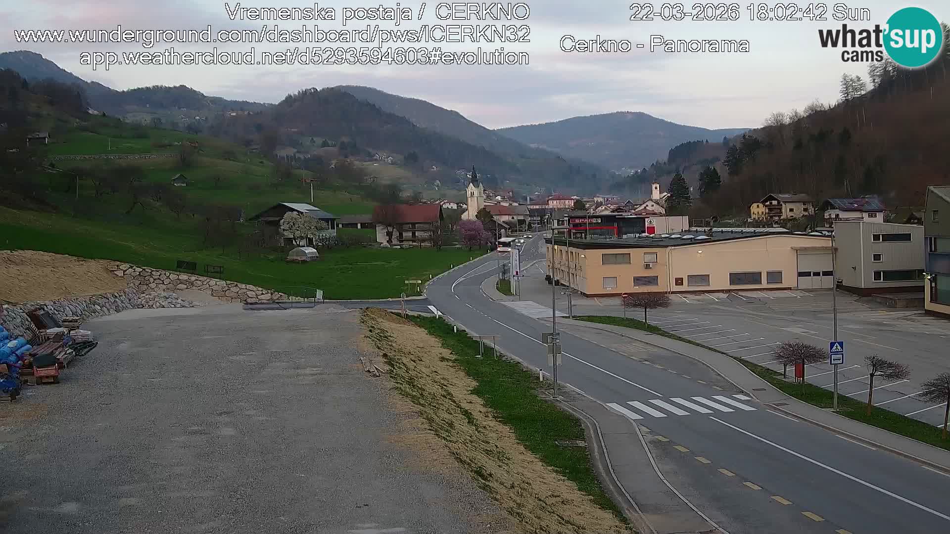 Cerkno entrada a la ciudad Webcam en vivo