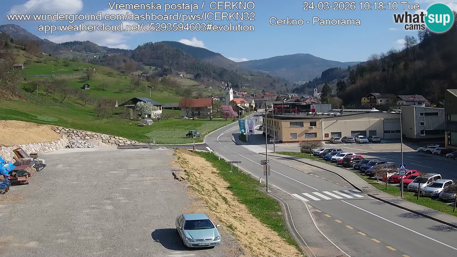Webcam en direct – Entrée de la ville de Cerkno