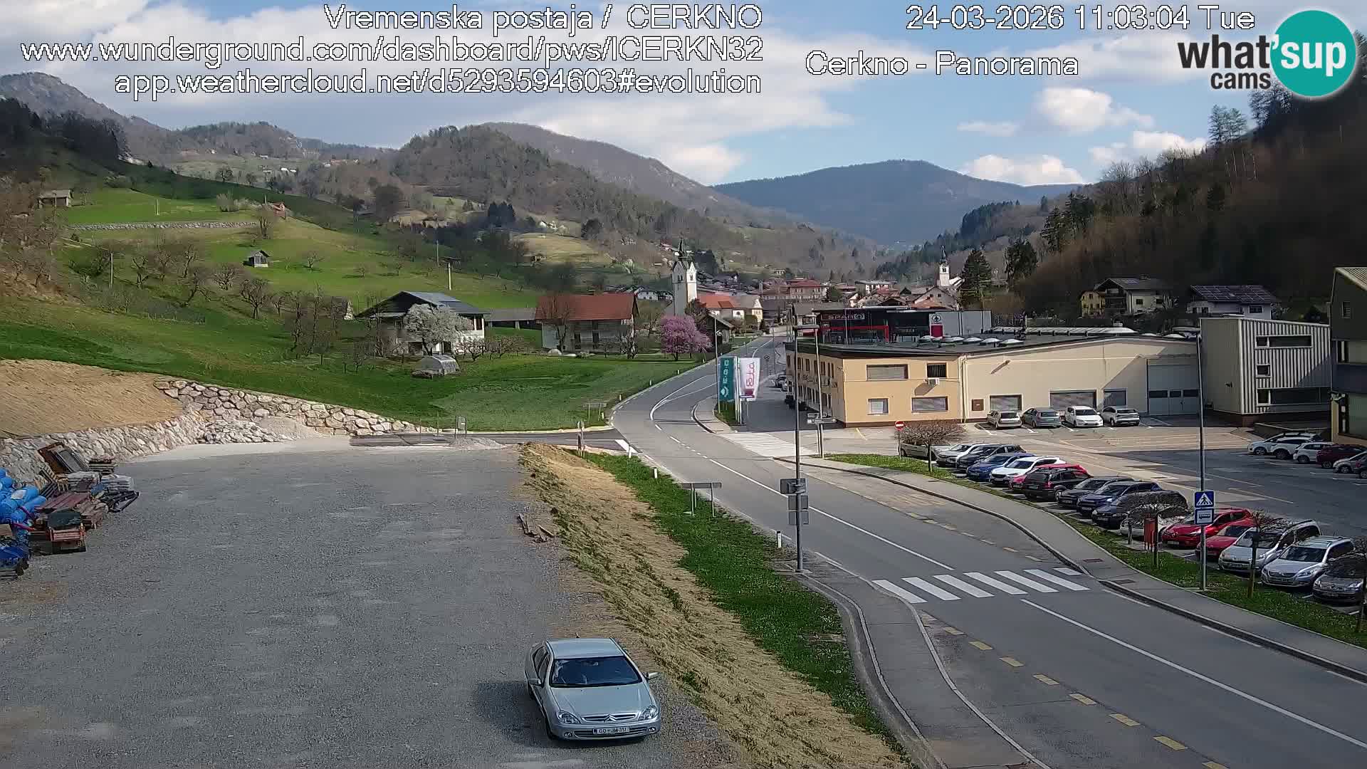 Webcam en direct – Entrée de la ville de Cerkno