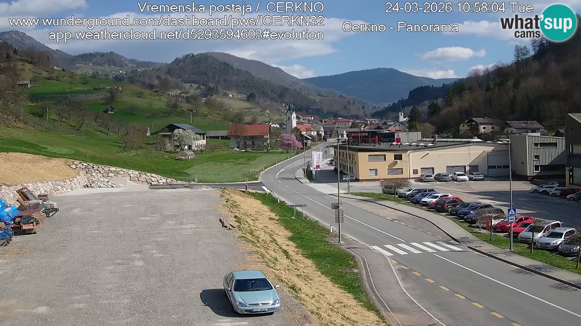 Cerkno entrada a la ciudad Webcam en vivo