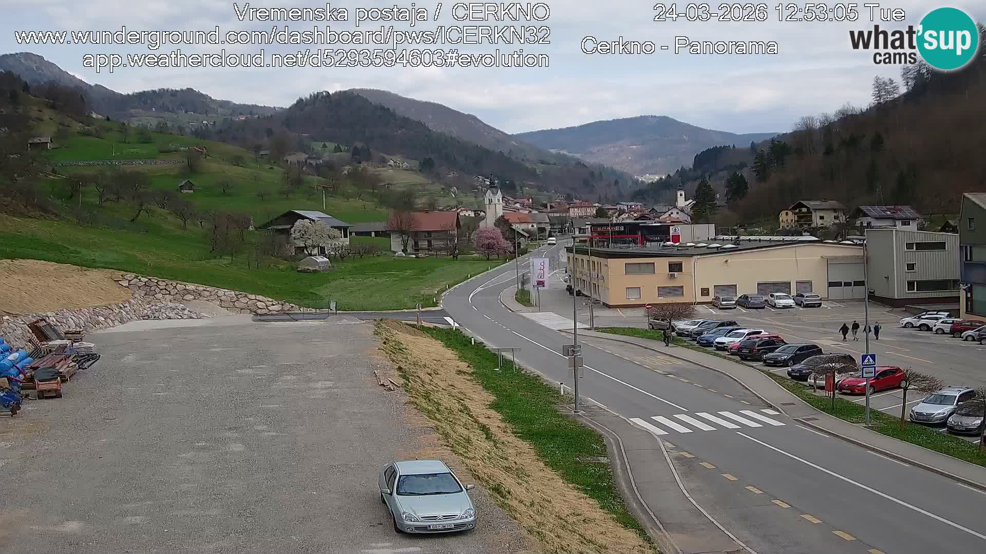 Cerkno entrada a la ciudad Webcam en vivo