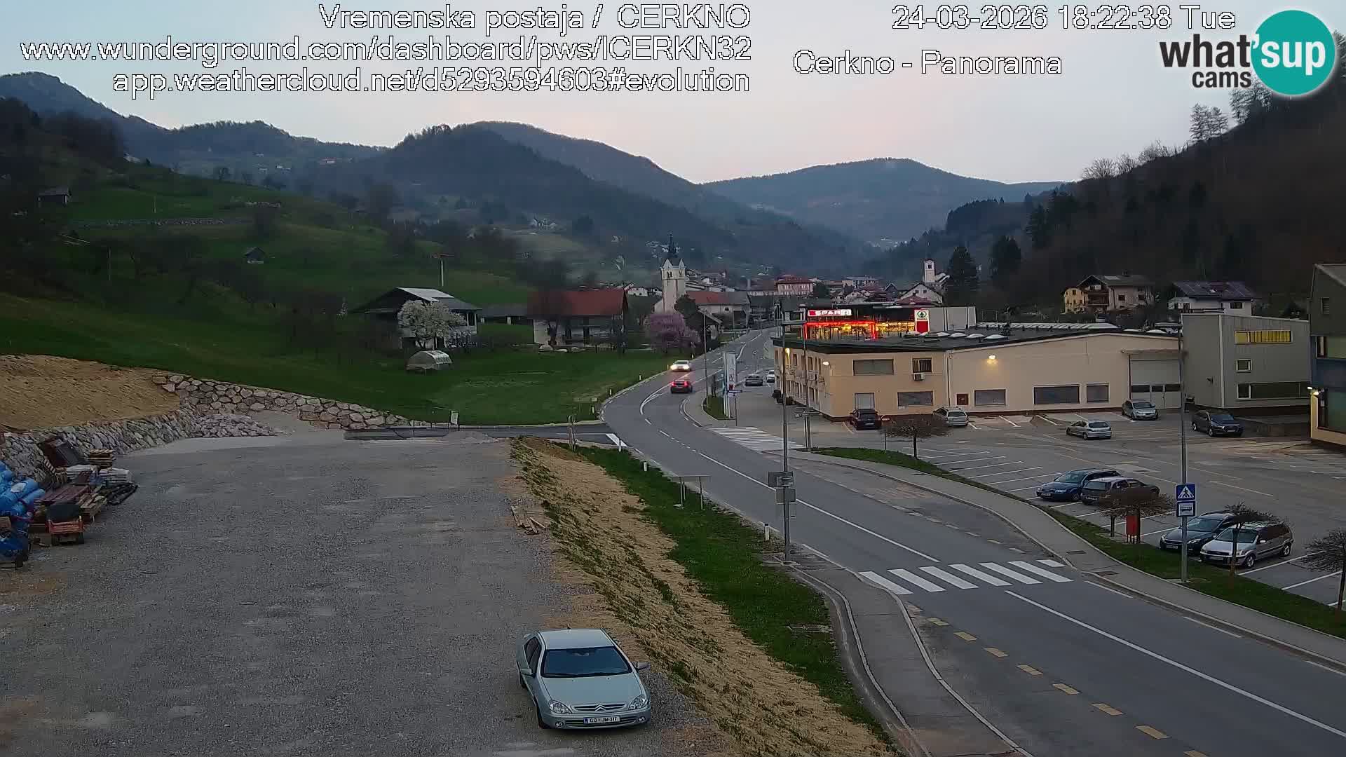 Webcam en direct – Entrée de la ville de Cerkno
