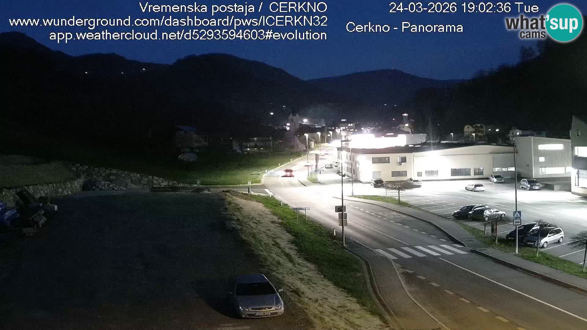 Webcam en direct – Entrée de la ville de Cerkno