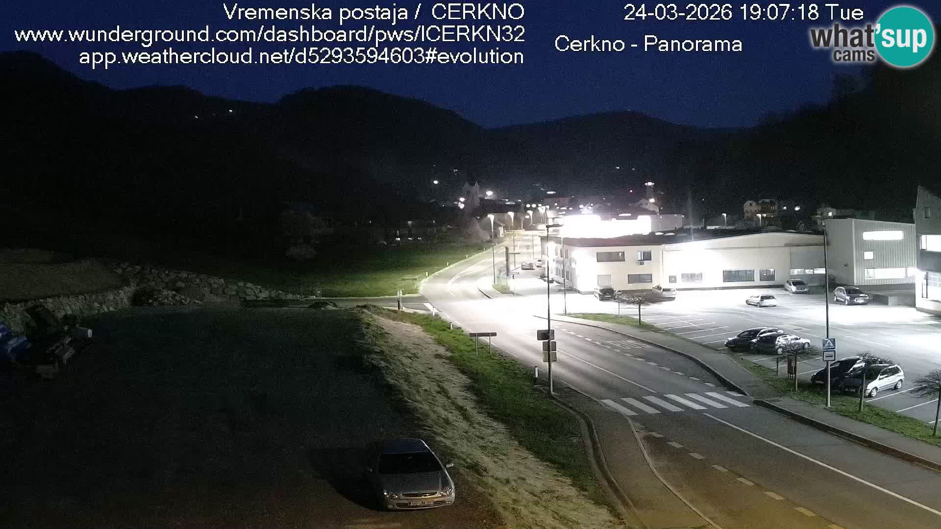 Webcam en direct – Entrée de la ville de Cerkno