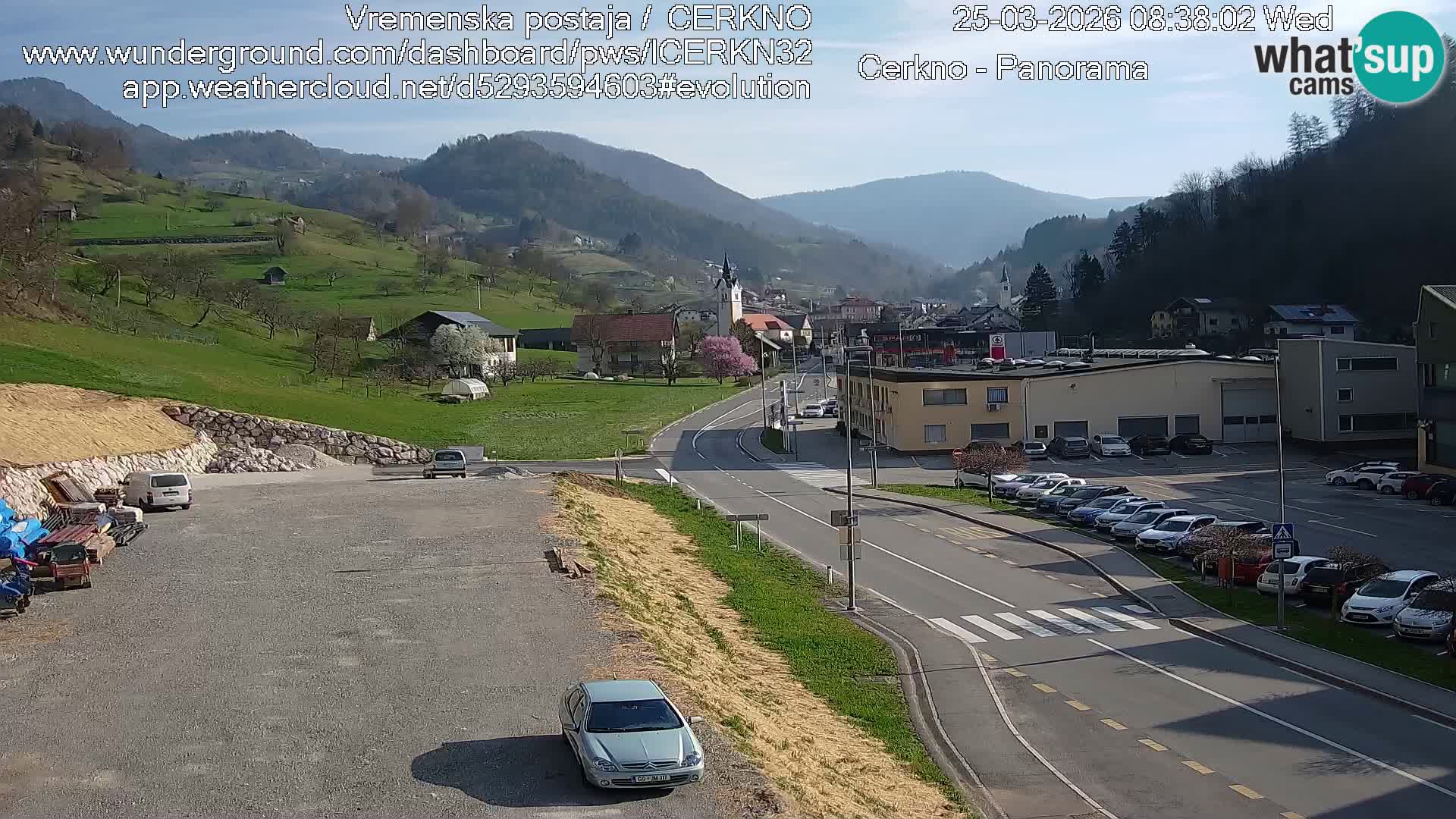Webcam en direct – Entrée de la ville de Cerkno