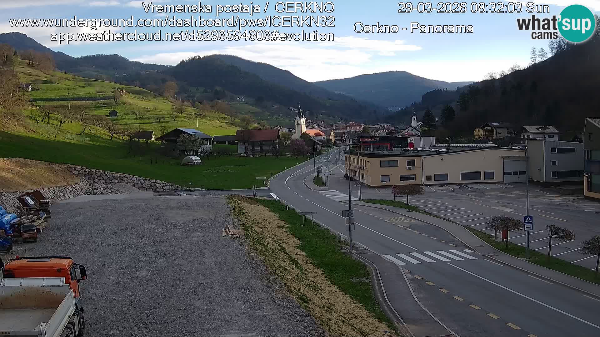 Cerkno entrada a la ciudad Webcam en vivo