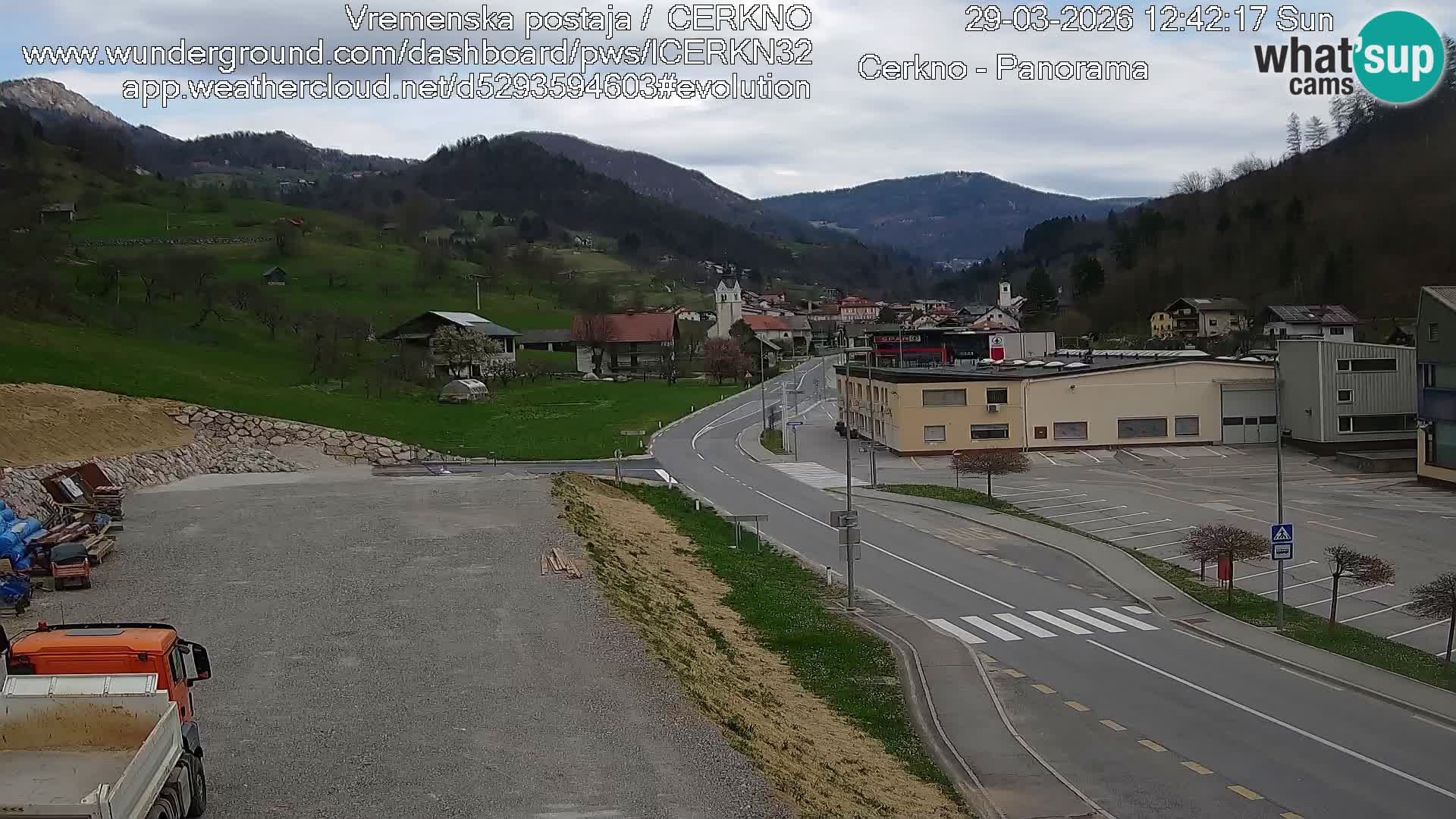 Cerkno city entrance Live Webcam