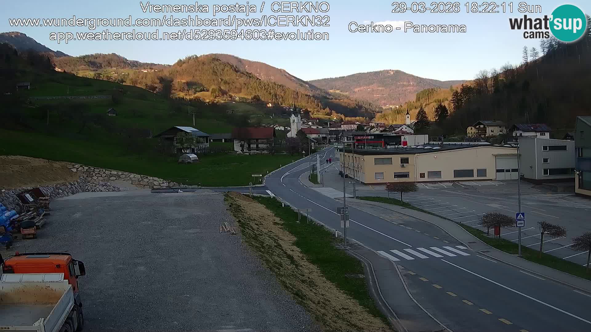 Cerkno entrada a la ciudad Webcam en vivo