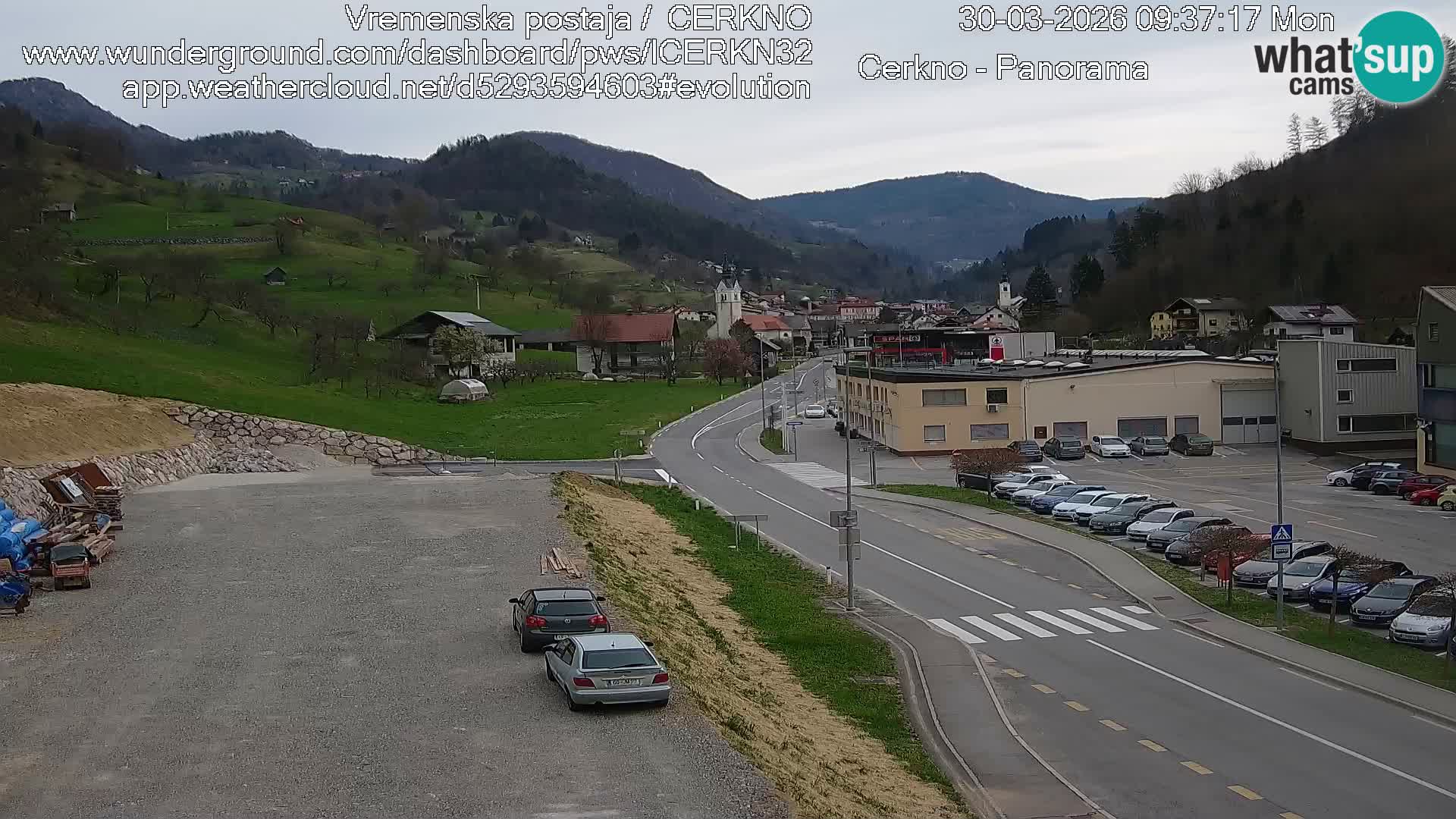 Cerkno entrada a la ciudad Webcam en vivo