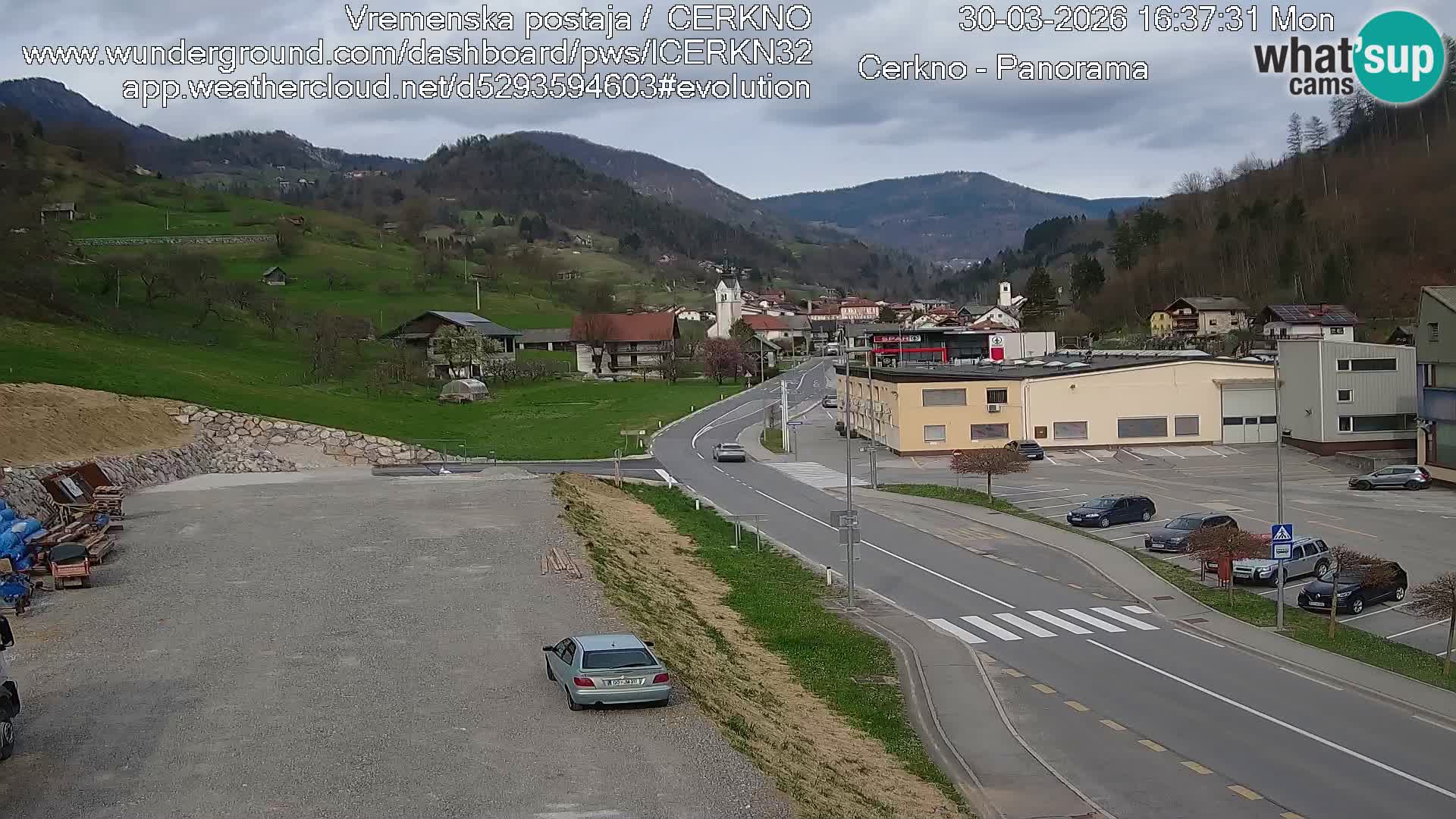 Cerkno city entrance Live Webcam