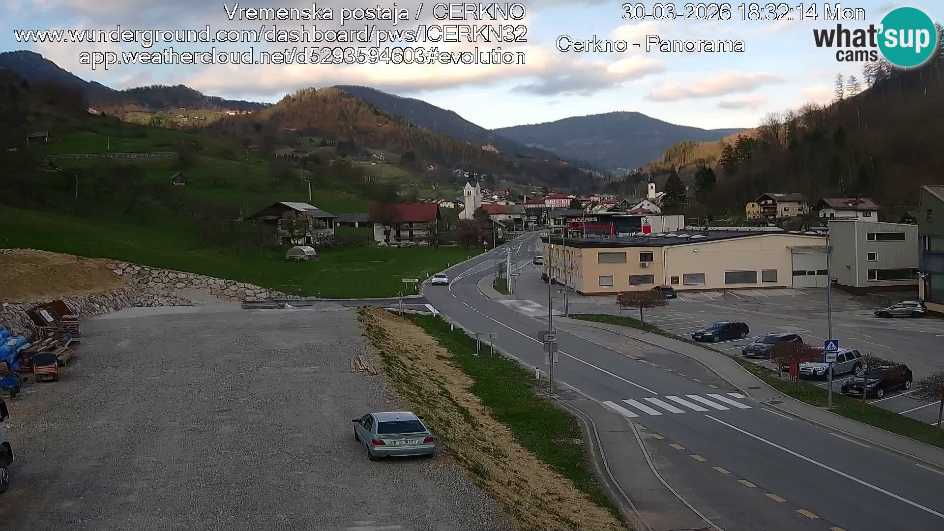 Cerkno city entrance Live Webcam