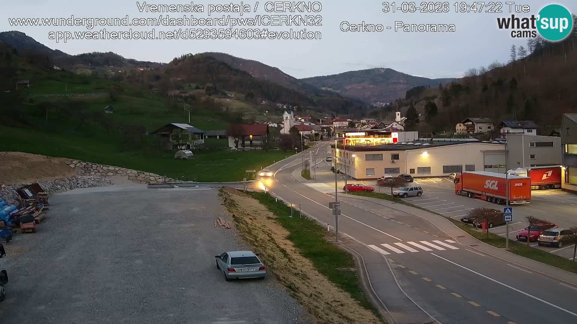 Cerkno entrada a la ciudad Webcam en vivo