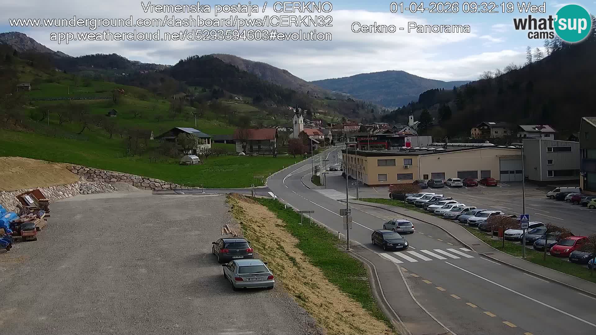 Cerkno city entrance Live Webcam