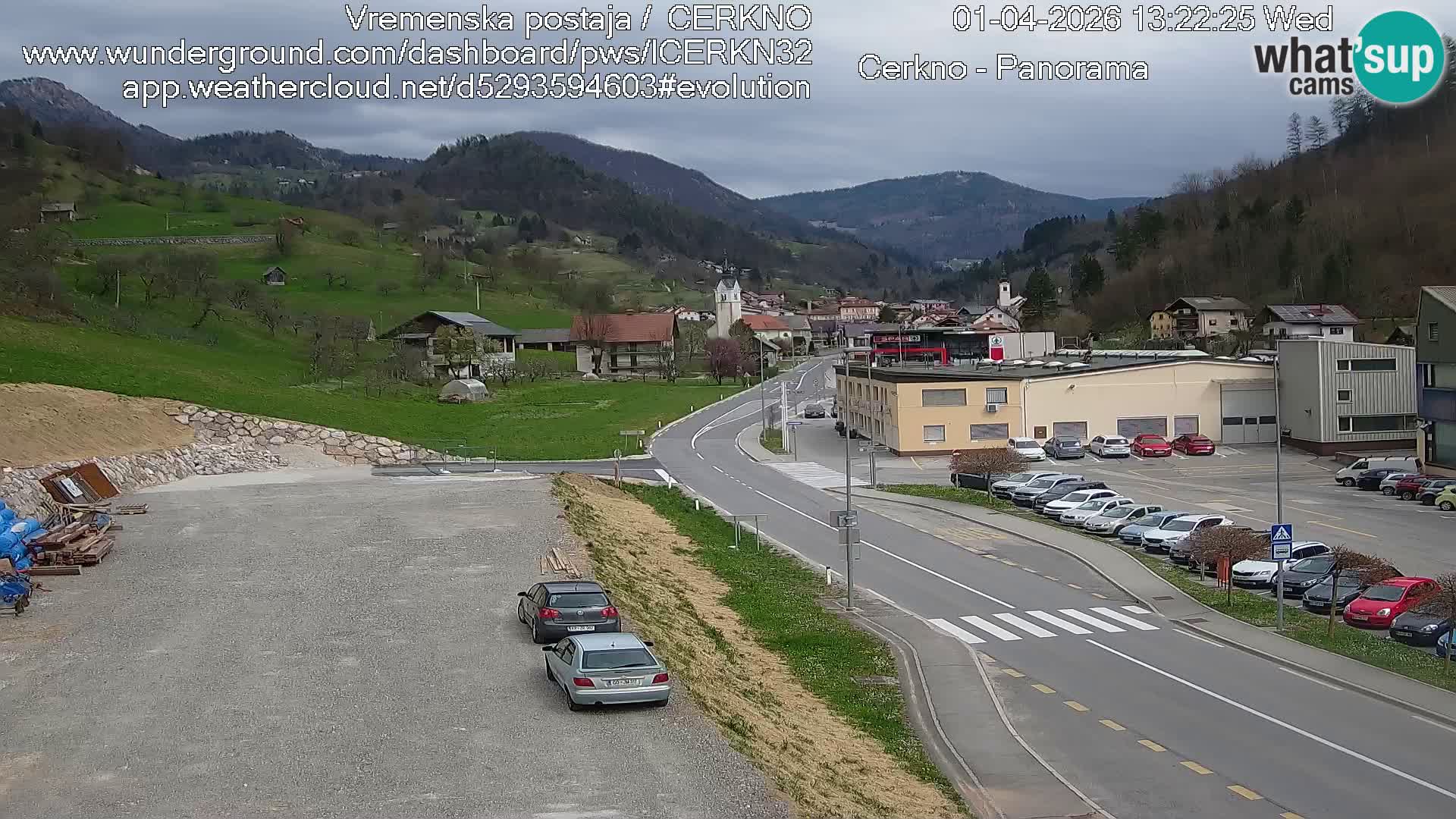 Cerkno entrada a la ciudad Webcam en vivo
