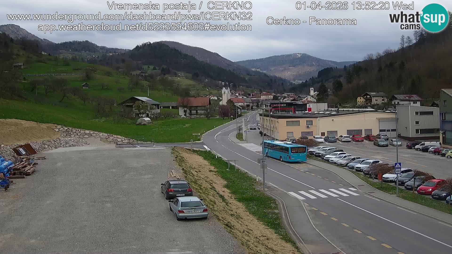 Cerkno entrada a la ciudad Webcam en vivo
