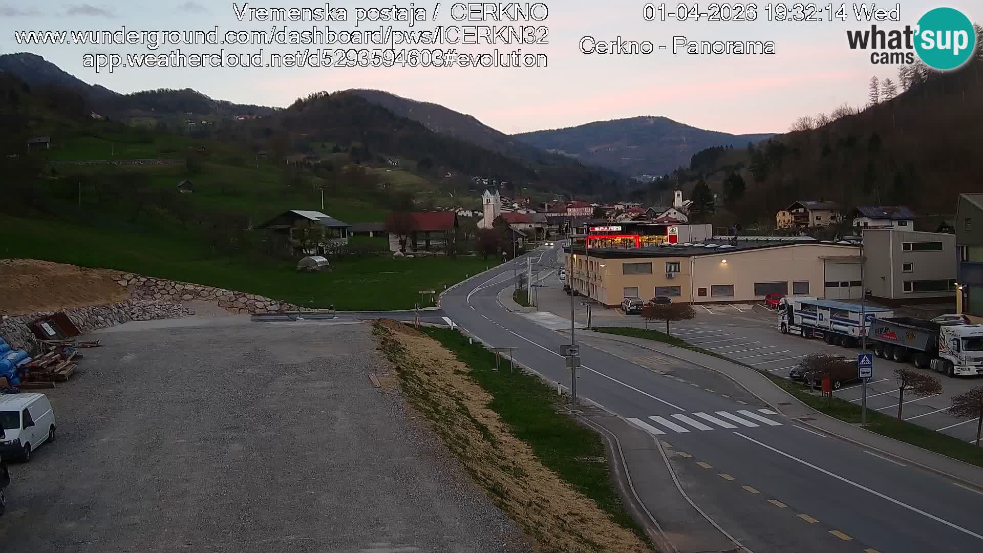Cerkno city entrance Live Webcam