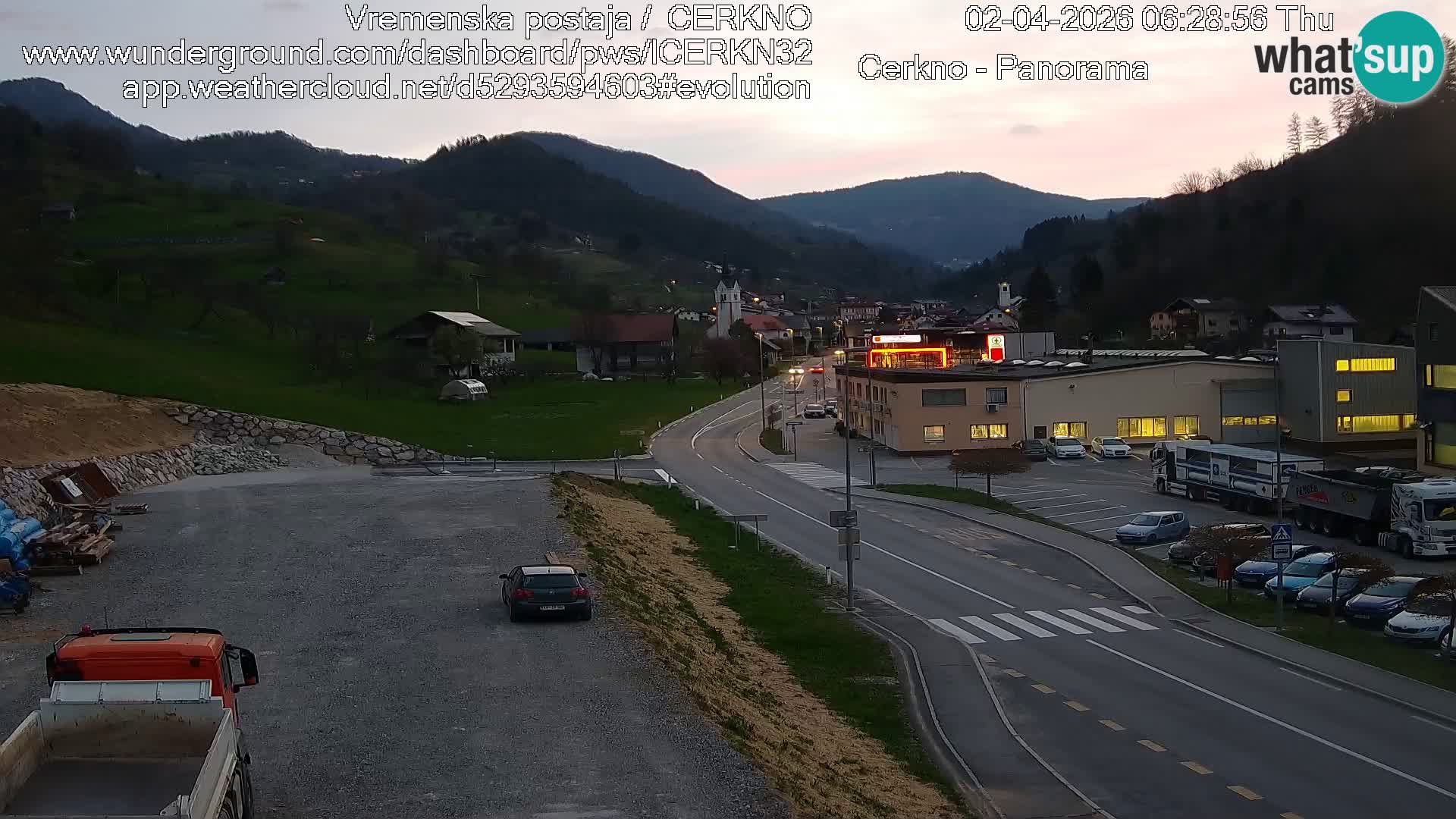 Webcam en direct – Entrée de la ville de Cerkno