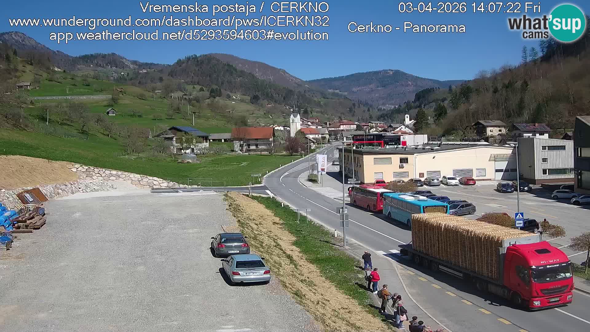 Webcam en direct – Entrée de la ville de Cerkno