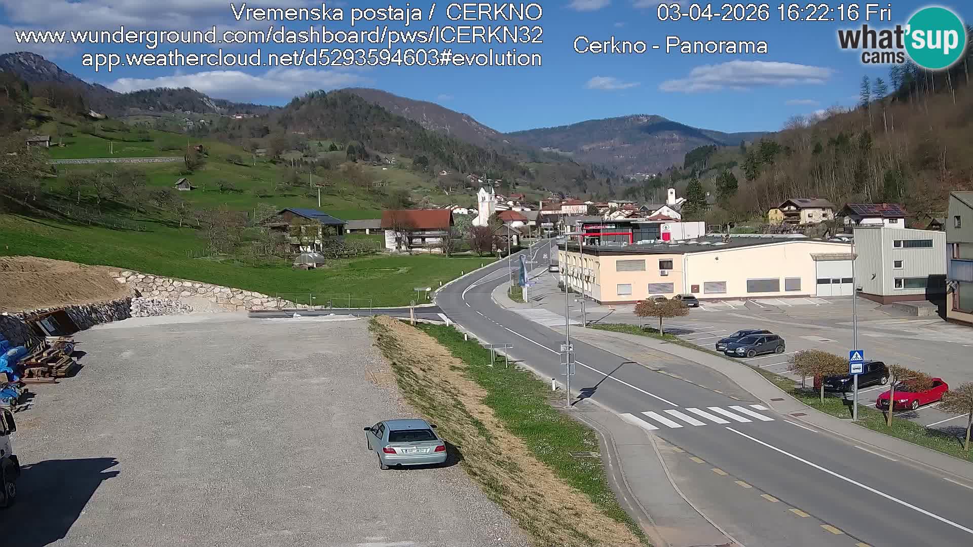 Webcam en direct – Entrée de la ville de Cerkno