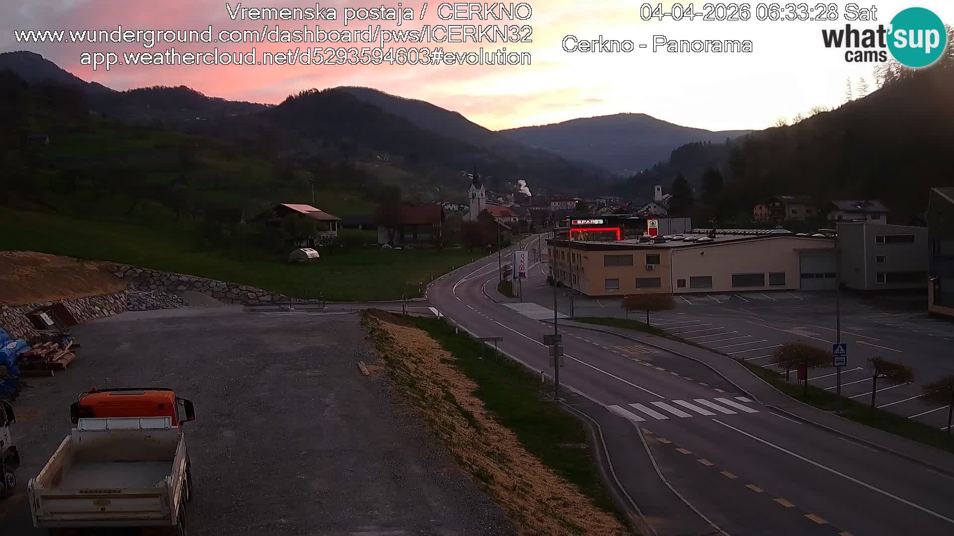 Webcam en direct – Entrée de la ville de Cerkno