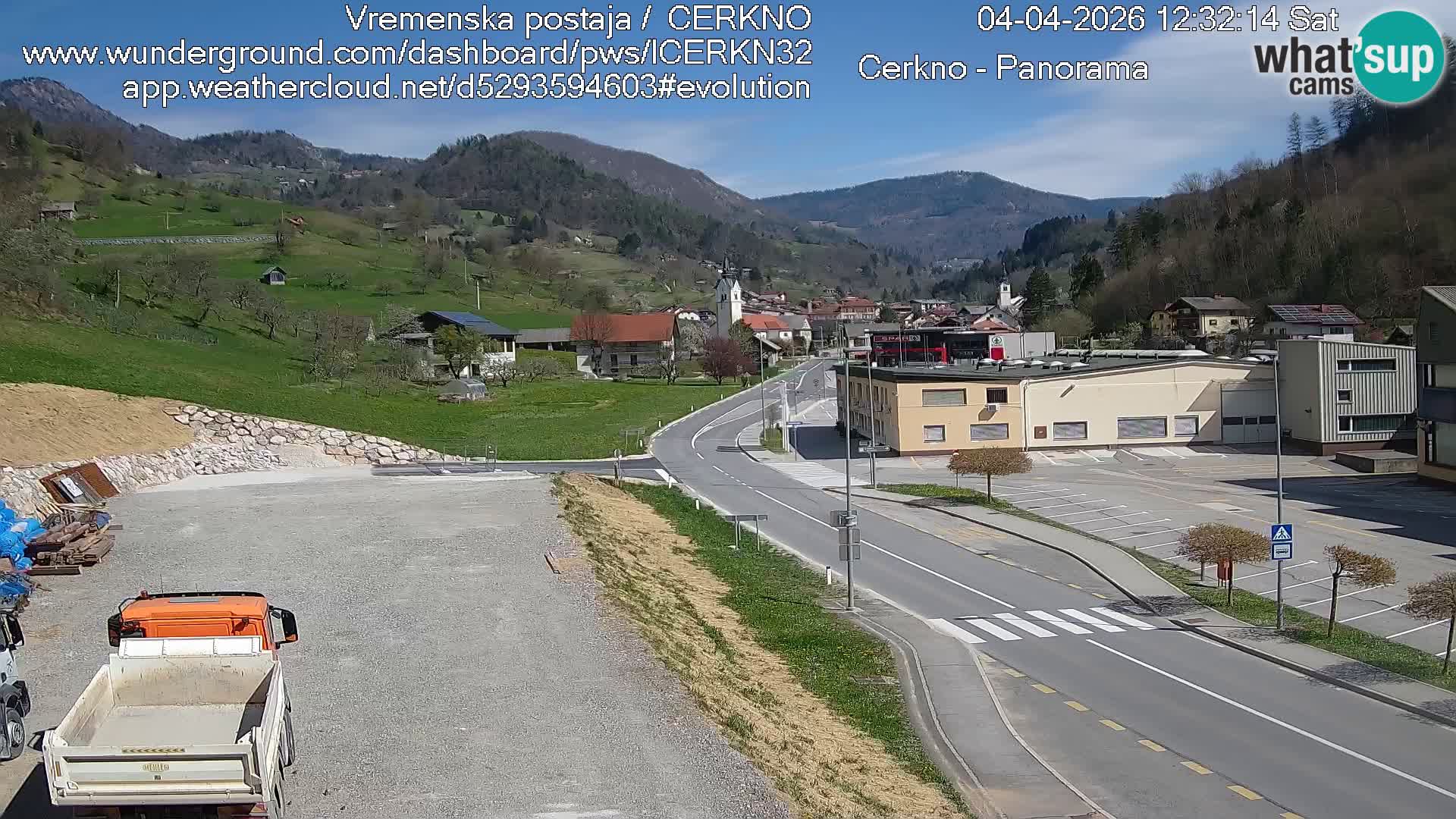 Cerkno city entrance Live Webcam
