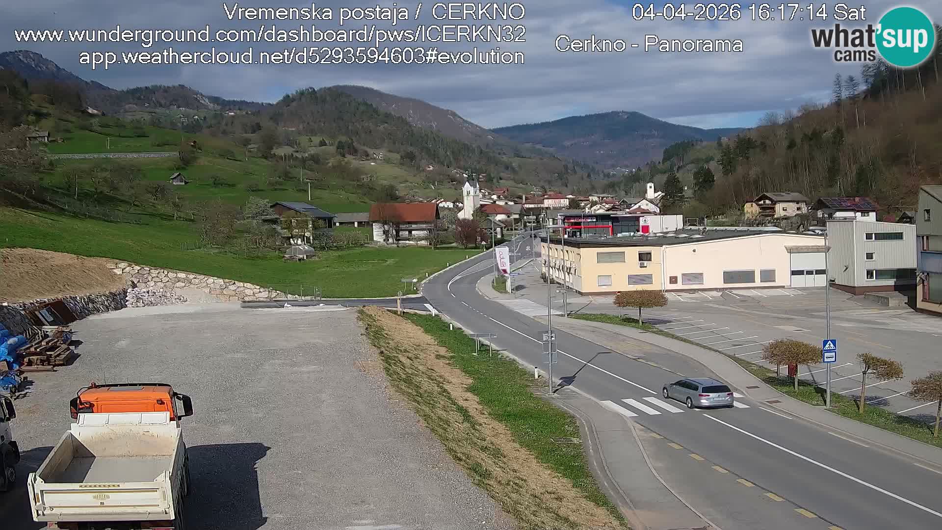 Webcam en direct – Entrée de la ville de Cerkno