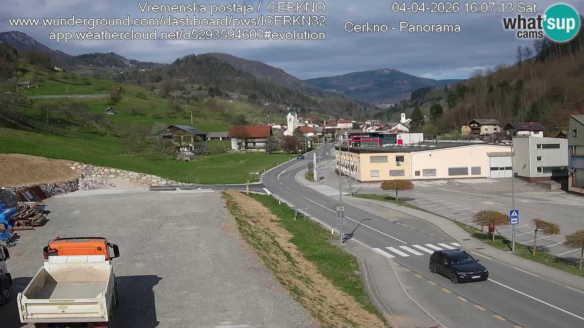 Webcam en direct – Entrée de la ville de Cerkno