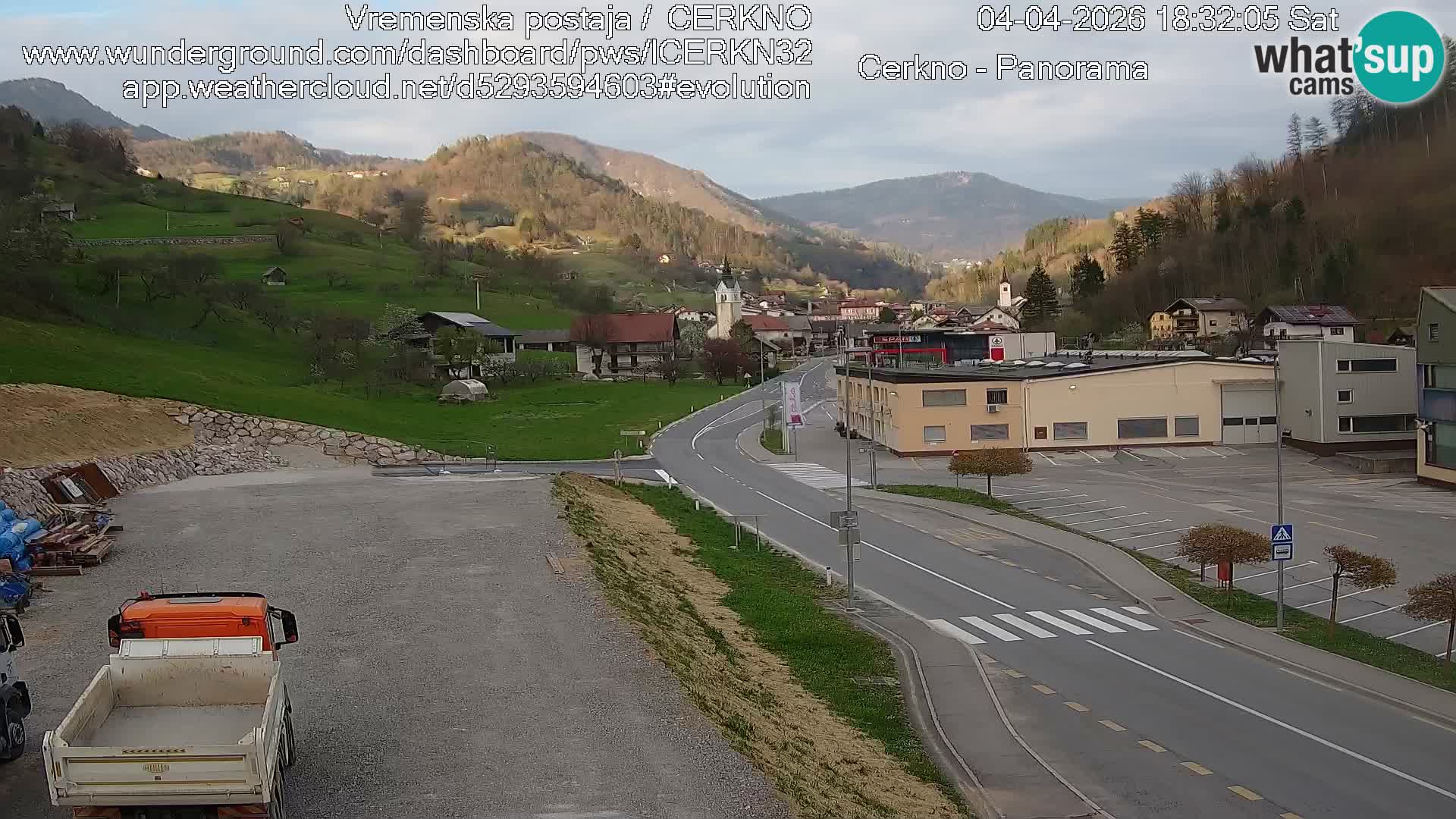 Cerkno city entrance Live Webcam