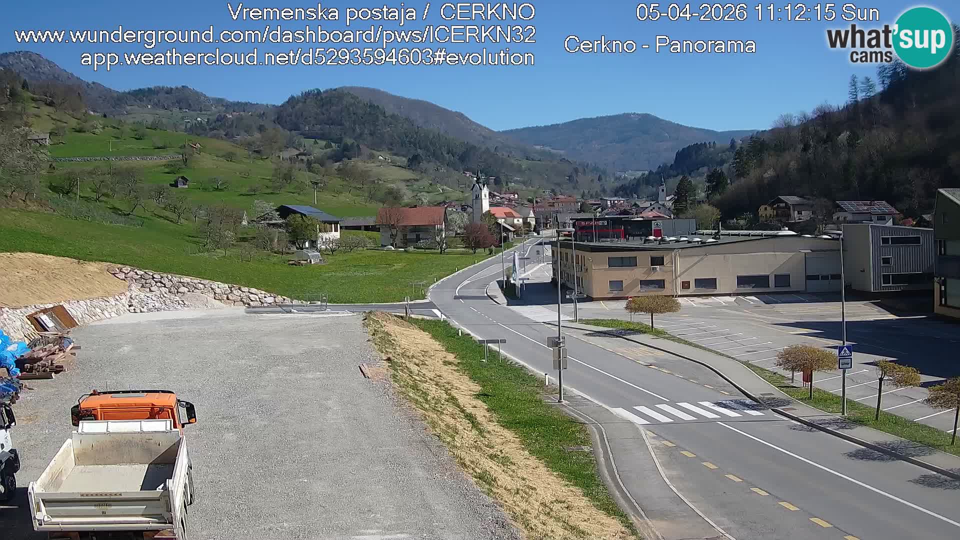 Cerkno city entrance Live Webcam