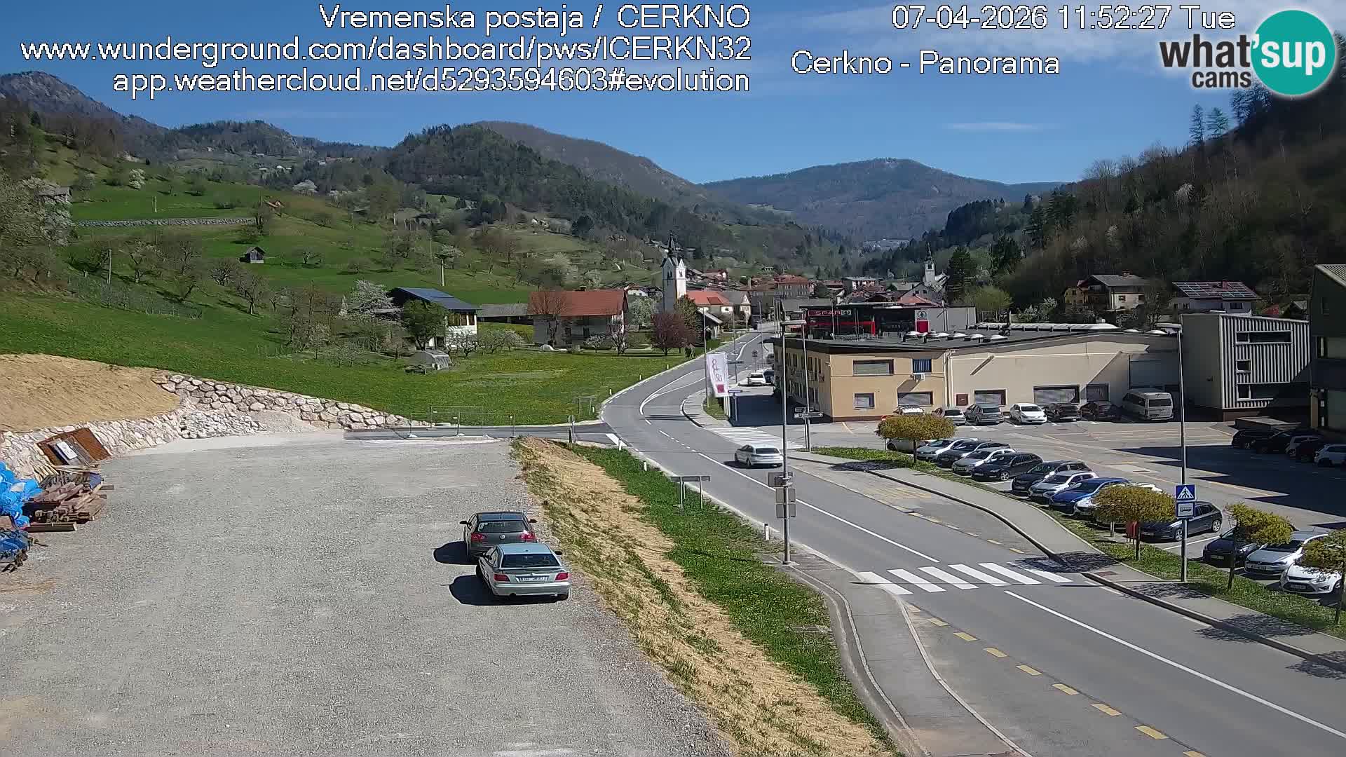Webcam en direct – Entrée de la ville de Cerkno