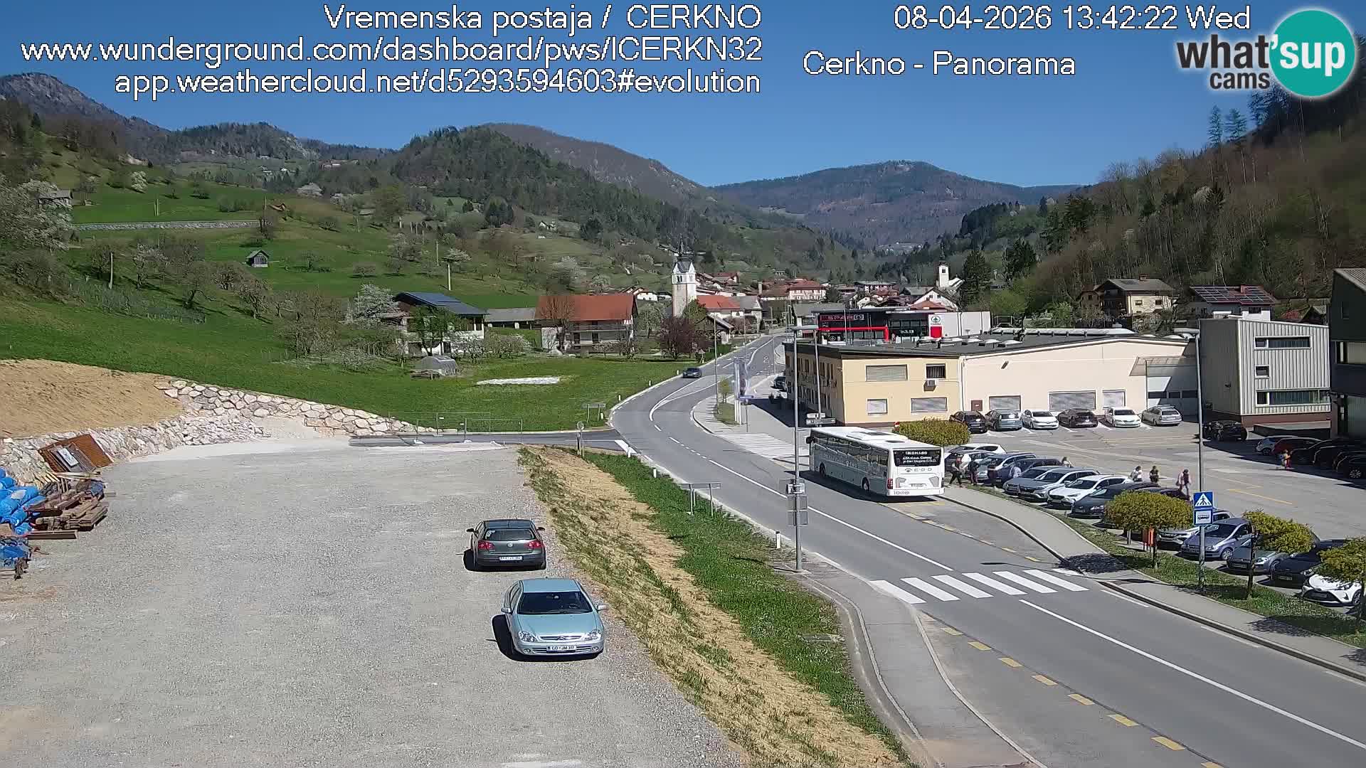 Webcam en direct – Entrée de la ville de Cerkno