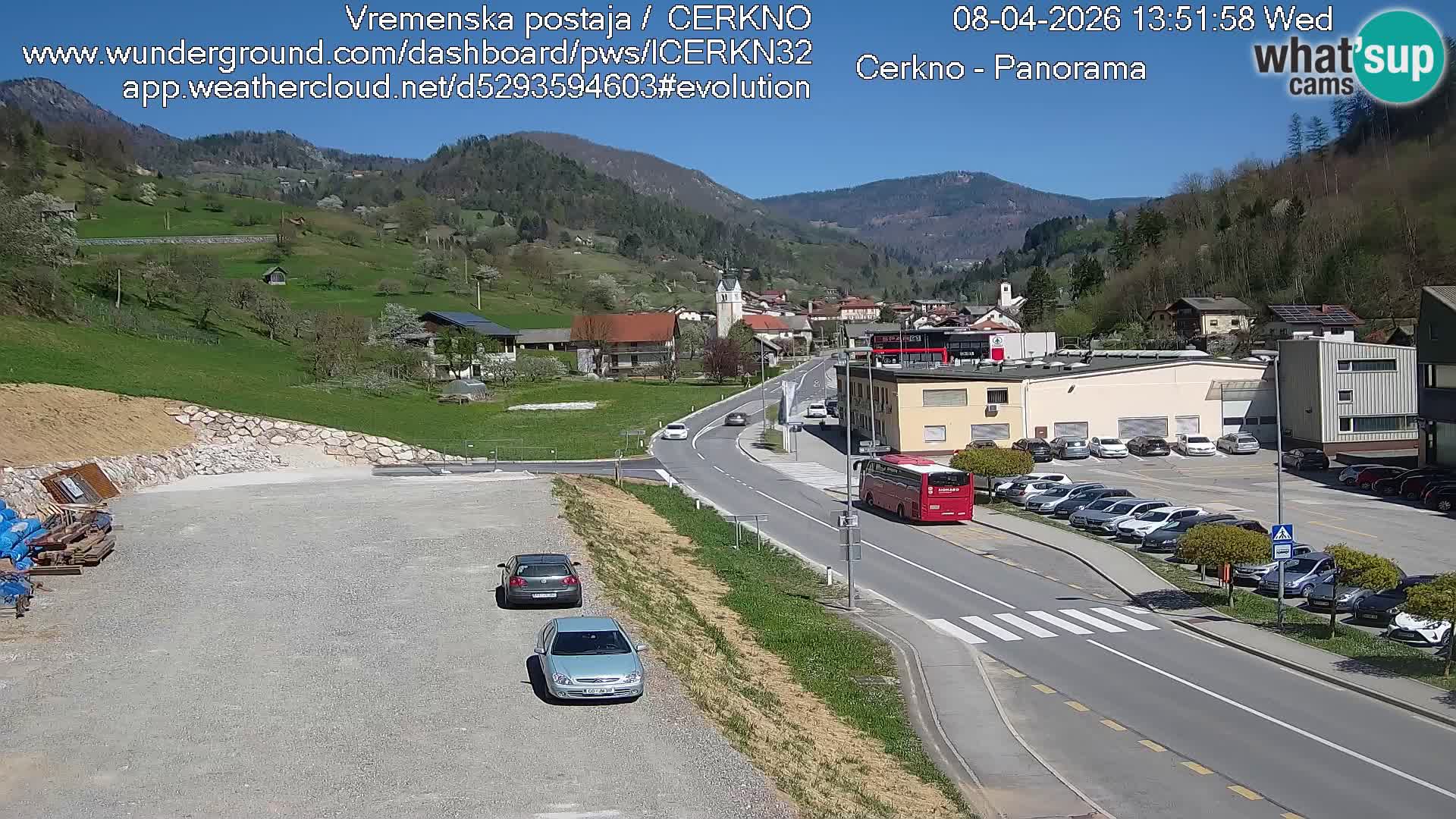 Webcam en direct – Entrée de la ville de Cerkno