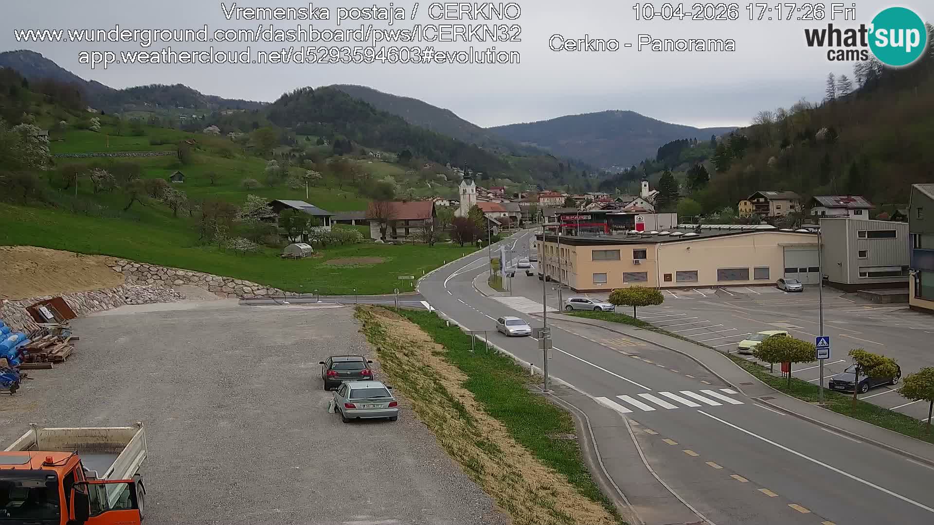 Cerkno entrada a la ciudad Webcam en vivo