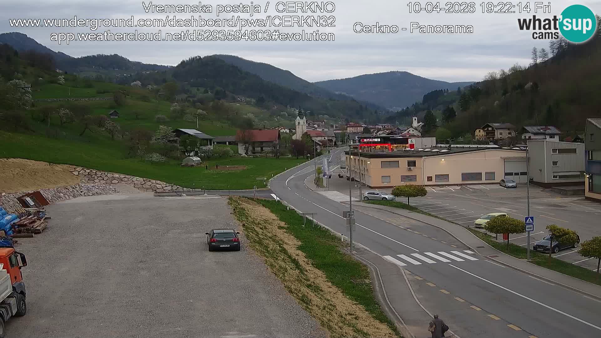 Webcam en direct – Entrée de la ville de Cerkno