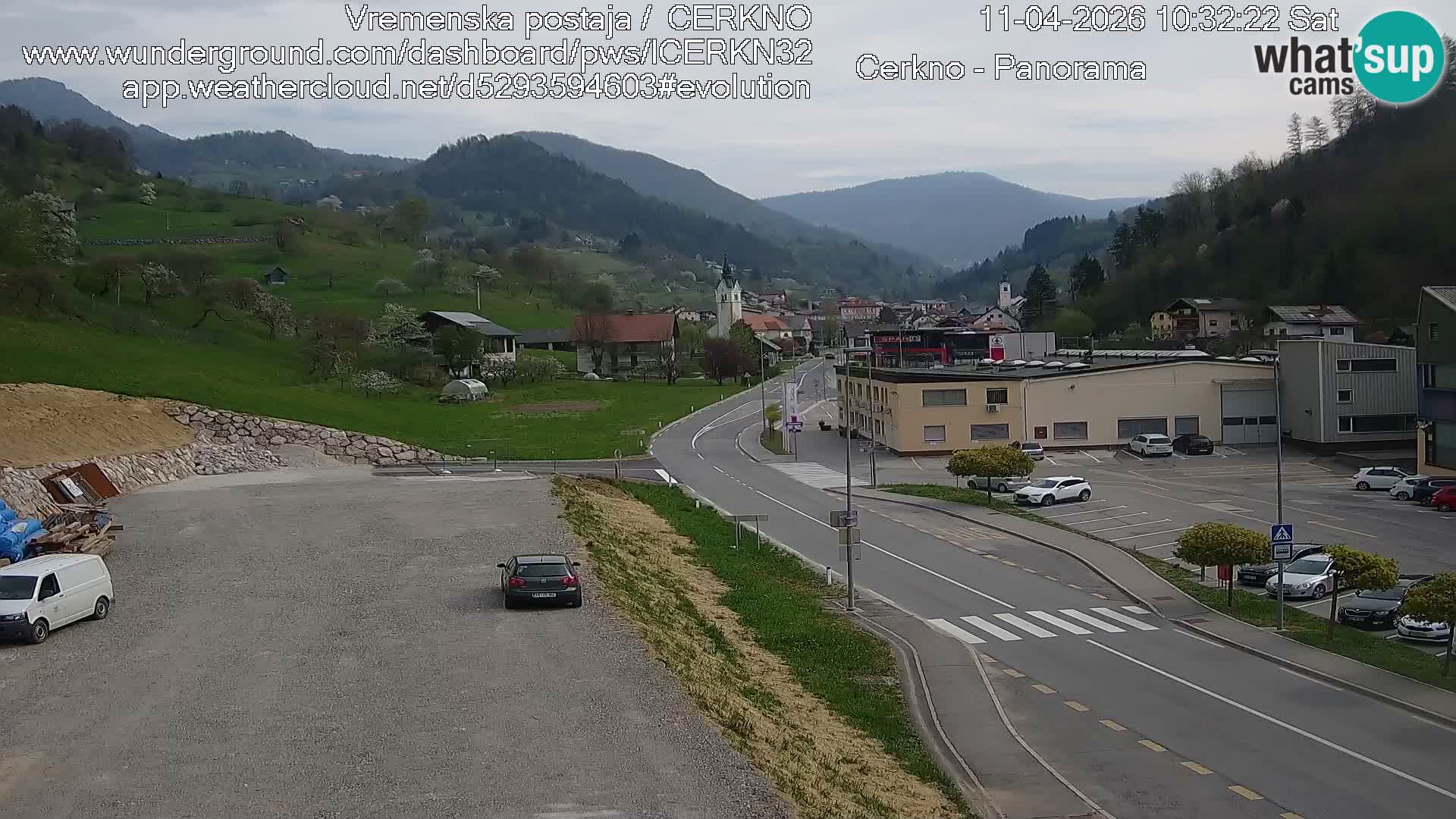 Cerkno city entrance Live Webcam