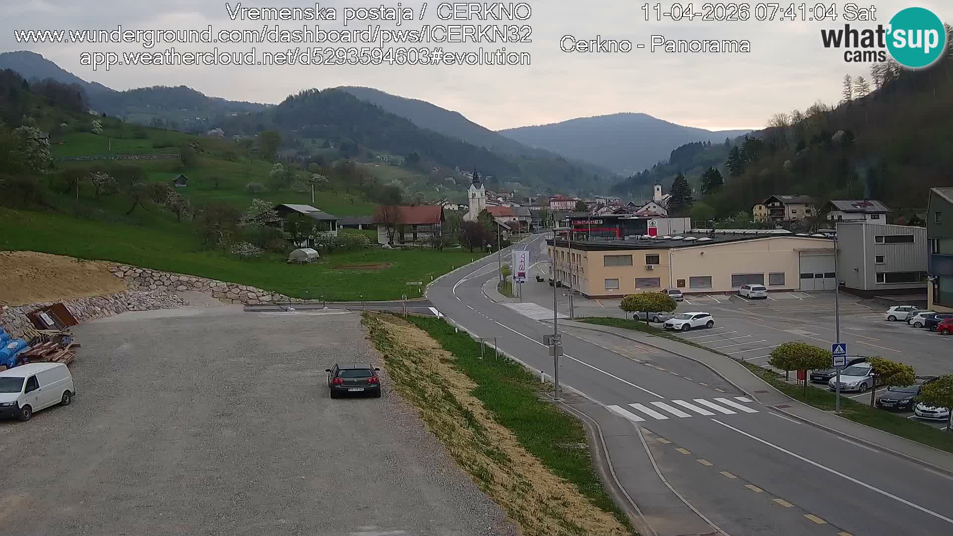 Webcam en direct – Entrée de la ville de Cerkno