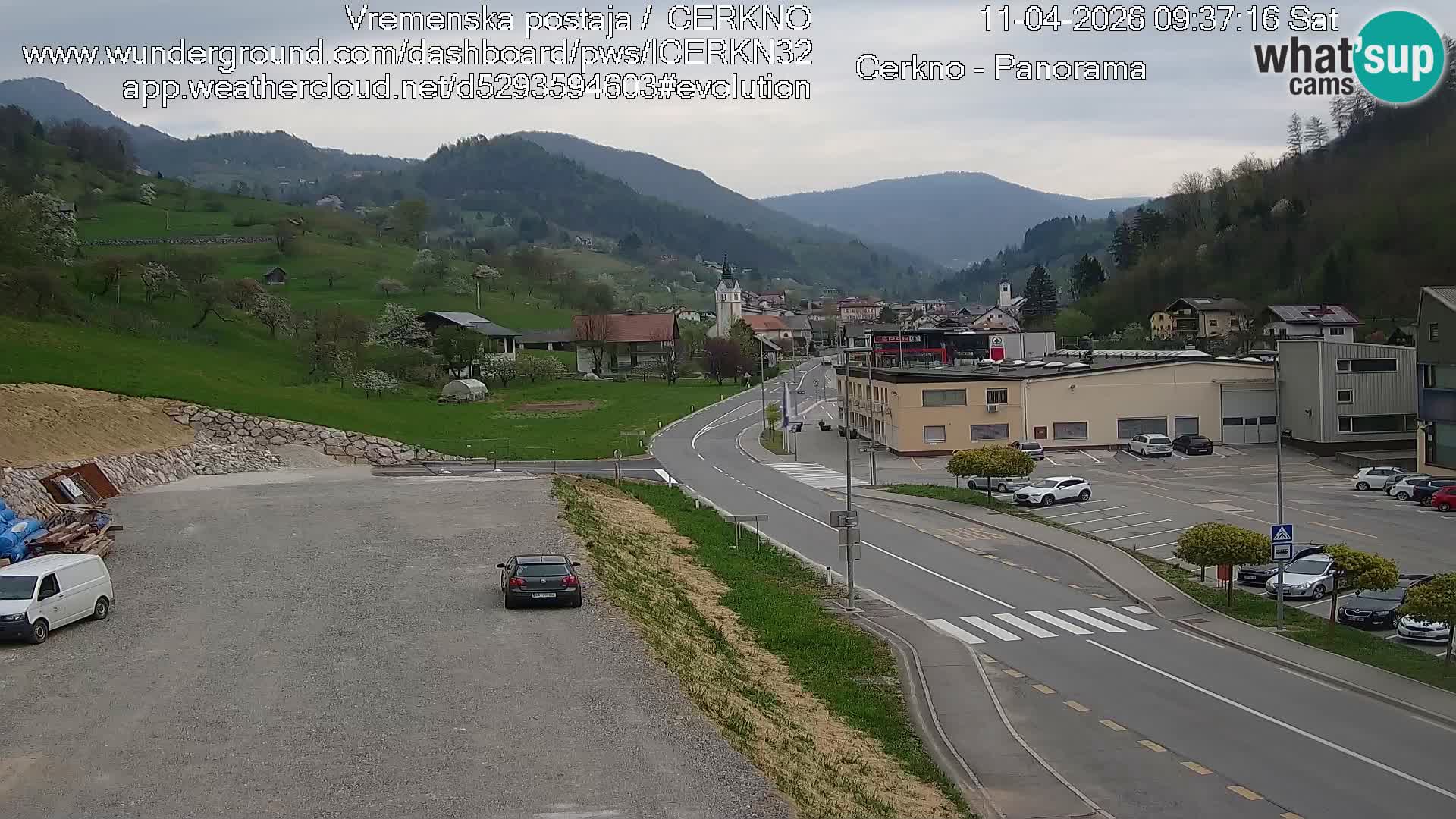 Webcam en direct – Entrée de la ville de Cerkno