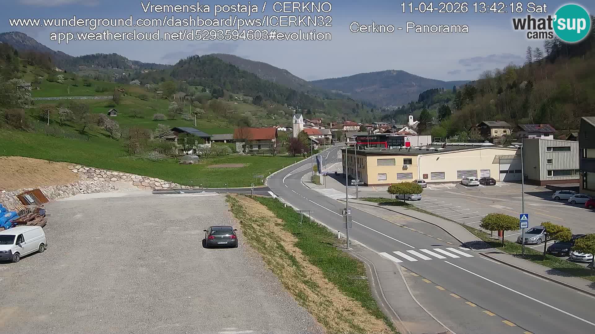 Webcam en direct – Entrée de la ville de Cerkno