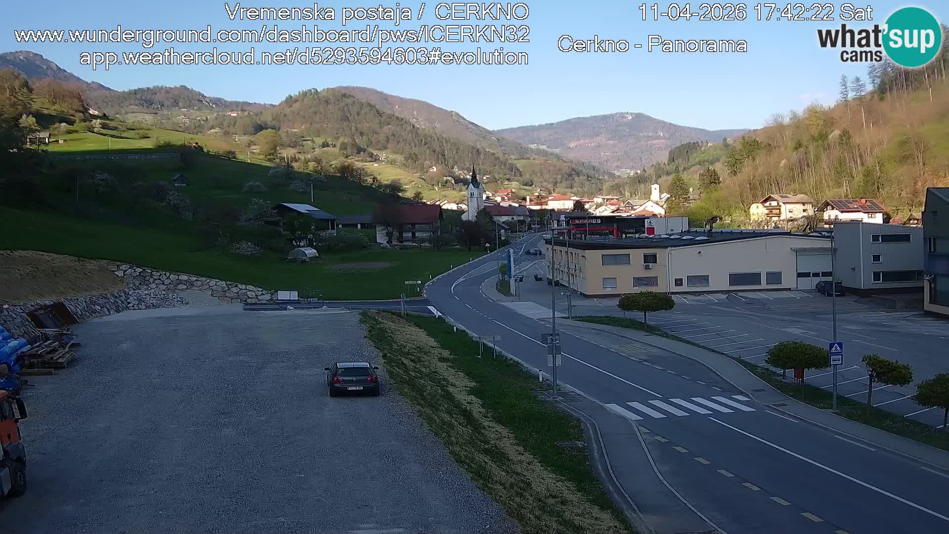 Webcam en direct – Entrée de la ville de Cerkno