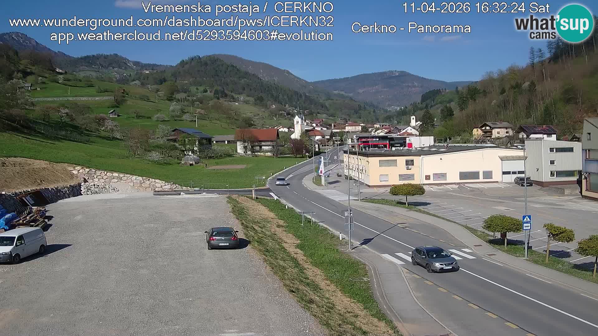 Cerkno city entrance Live Webcam