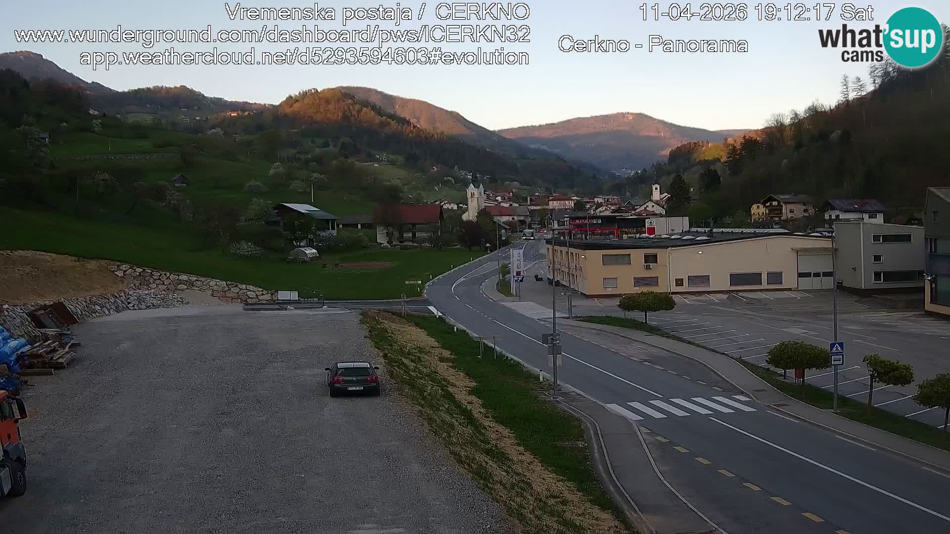 Webcam en direct – Entrée de la ville de Cerkno