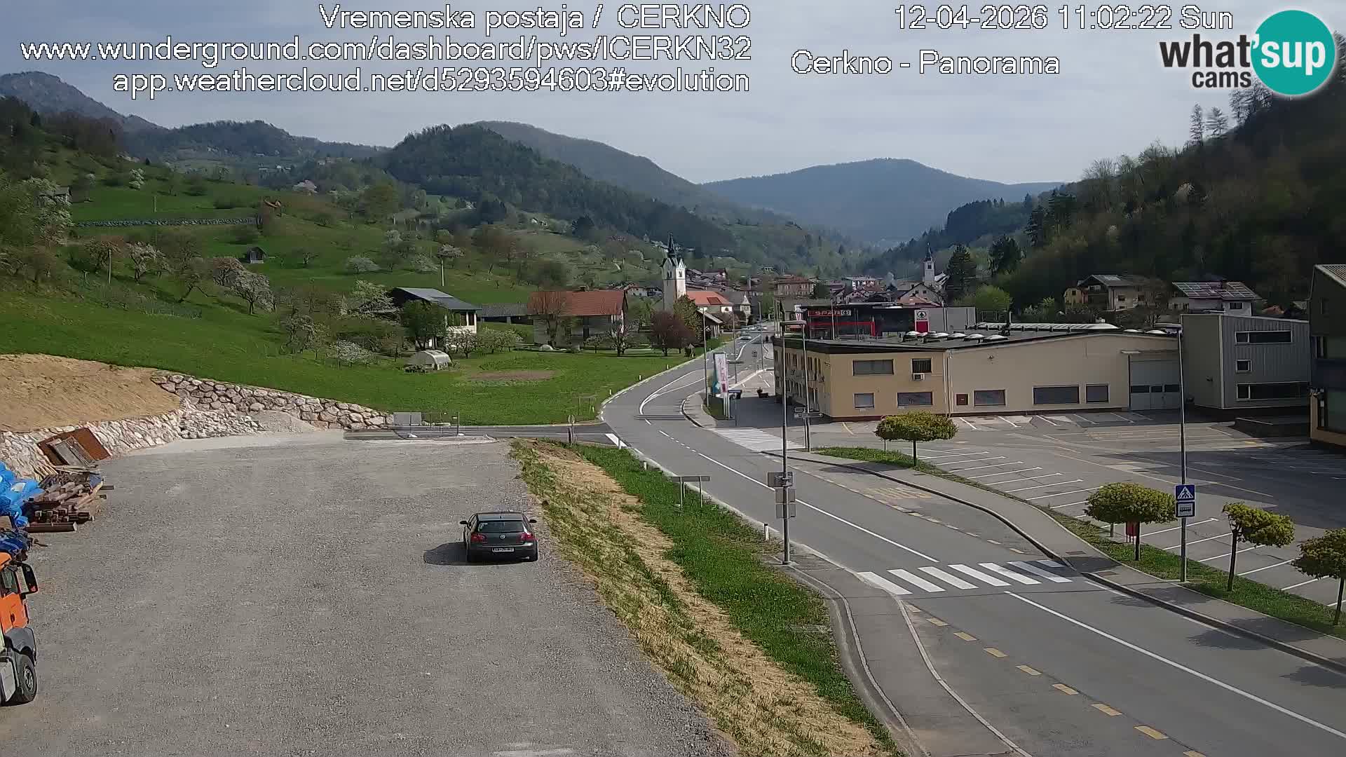 Webcam en direct – Entrée de la ville de Cerkno